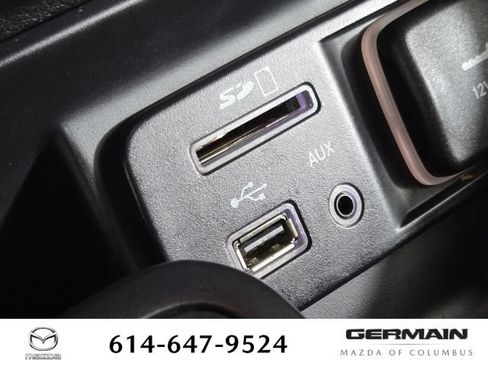 Used 2015 Jeep Cherokee Latitude w/ Trailer Tow Group AWD/4WD image 34