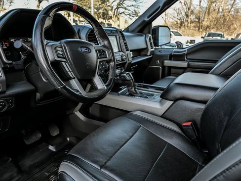 Used 2018 Ford F150 Raptor w/ Equipment Group 802A Luxury image 13