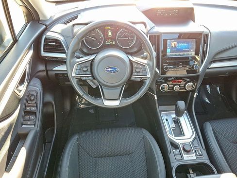 Used 2023 Subaru Forester Premium image 12