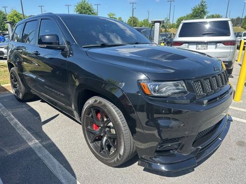 Used 2021 Jeep Grand Cherokee SRT AWD/4WD image 4