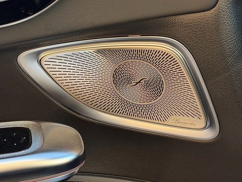 Used 2024 Mercedes-Benz CLE 450 4MATIC Cabriolet image 17