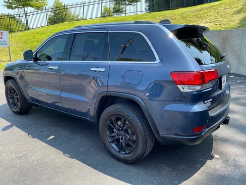 Used 2021 Jeep Grand Cherokee Limited w/ Trailer Tow Group IV AWD/4WD image 2