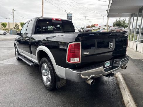 Used 2013 RAM 1500 Laramie w/ Convenience Group AWD/4WD image 4