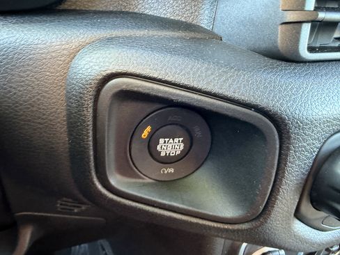 Used 2024 Jeep Wrangler Sport S image 26