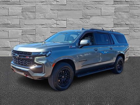Used 2024 Chevrolet Suburban Z71 w/ Off-Road Capability Package AWD/4WD image 5