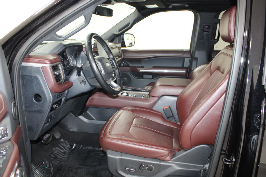 Used 2024 Ford Expedition Max Limited RWD image 24