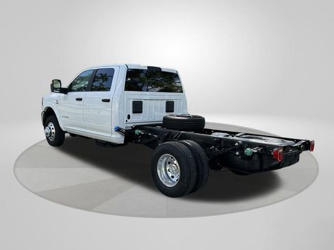 New 2025 RAM 3500 Big Horn image 5