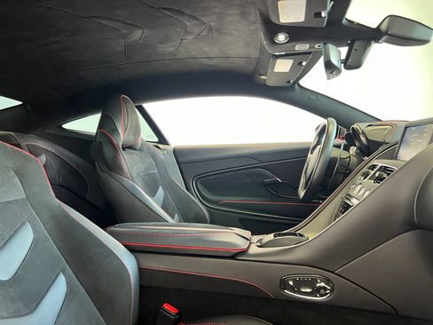 Used 2023 Aston Martin DBS Coupe RWD image 25