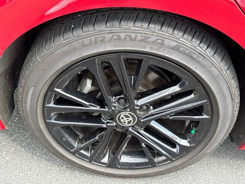 Used 2025 Toyota Camry SE w/ Convenience Package image 17