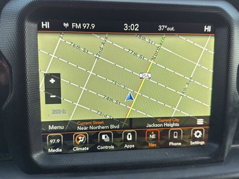 Used 2022 Jeep Gladiator Sport image 21