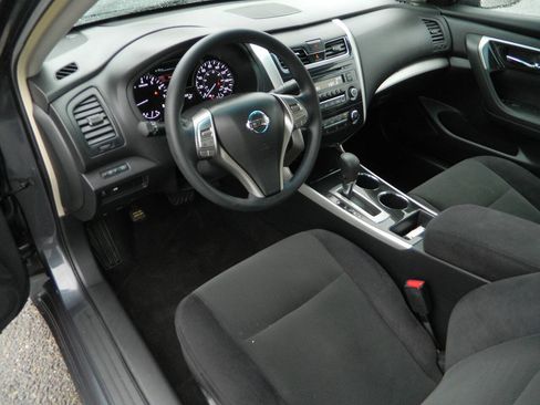 Used 2013 Nissan Altima 2.5 S image 11