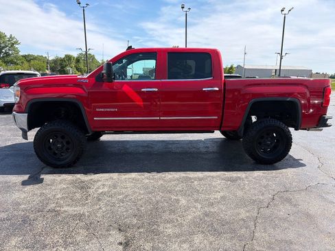 Used 2015 GMC Sierra 1500 SLT w/ SLT Crew Cab Value Package AWD/4WD image 5