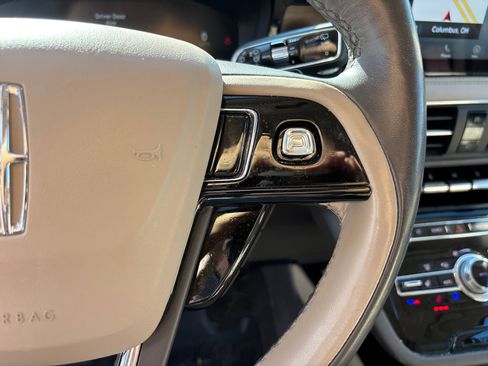 Used 2022 Lincoln Corsair Reserve w/ Elements Package FWD image 18