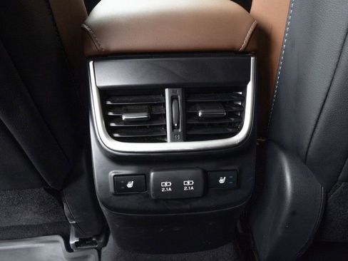 Used 2020 Subaru Outback Touring w/ Popular Package #2 AWD/4WD image 18