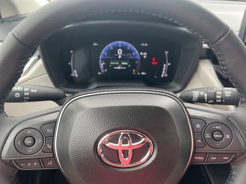 New 2026 Toyota Corolla Cross LE FWD image 18