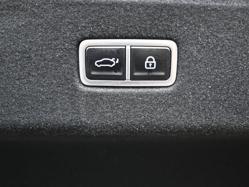 Used 2023 Hyundai Ioniq 6 Limited RWD image 17