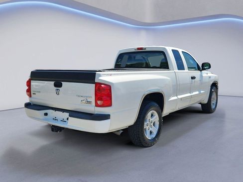 Used 2009 Dodge Dakota Big Horn w/ Extra Security Group RWD image 3