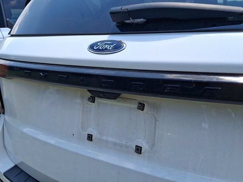 Certified 2025 Ford Explorer ST w/ Sun And Sound Package AWD/4WD image 16