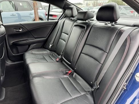 Used 2017 Honda Accord Sport Special Edition image 16