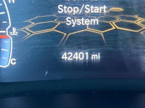 Used 2024 Jeep Compass Latitude image 29