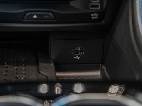 New 2026 Chrysler Pacifica Limited image 27