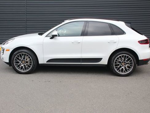 Used 2017 Porsche Macan S image 2