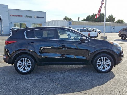 Used 2019 Kia Sportage LX image 7