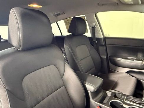 Used 2022 Kia Sportage LX image 52