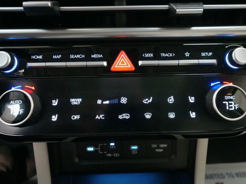 Used 2025 Hyundai Tucson Limited image 45