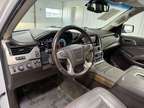 Used 2018 GMC Yukon XL Denali w/ Open Road Package AWD/4WD image 15