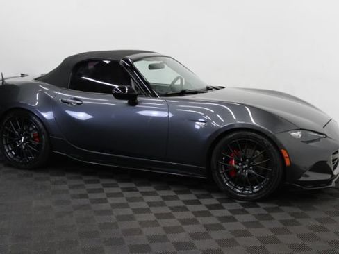Used 2016 MAZDA MX-5 Miata Club w/ Brembo/BBS Package RWD image 3