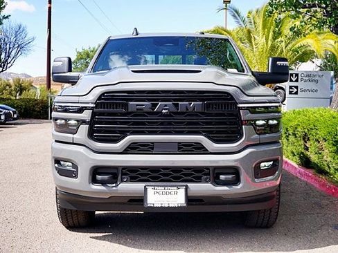 New 2026 RAM 2500 Laramie AWD/4WD image 5