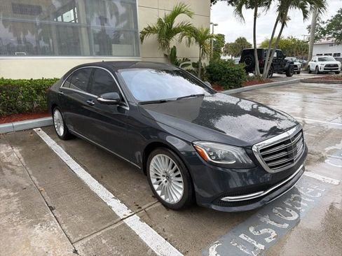 Used 2018 Mercedes-Benz S 560 4MATIC Sedan image 3