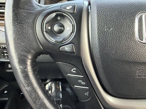 Used 2017 Honda Ridgeline RTL-T image 29