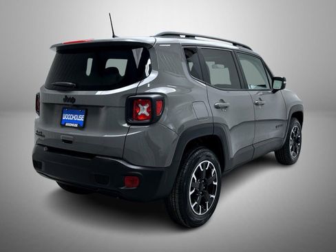 Used 2023 Jeep Renegade Latitude w/ Sun/Sound Group image 5