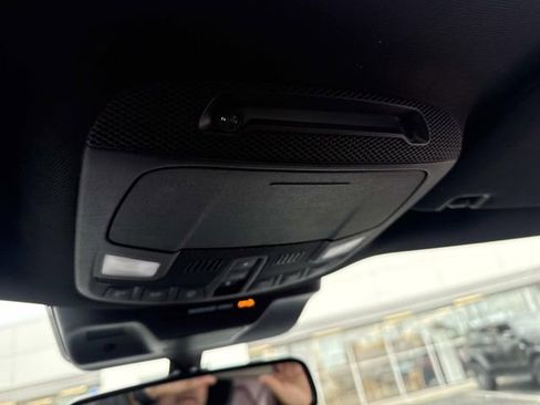 Used 2023 Ford Expedition Limited image 34