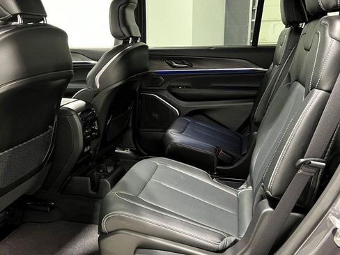 New 2025 Jeep Grand Cherokee L Overland w/ Advanced Protech Group III image 20