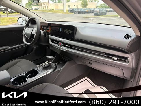 New 2026 Kia K4 FWD image 12