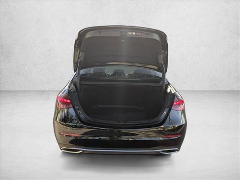 Used 2025 Mercedes-Benz C 300 Sedan image 6