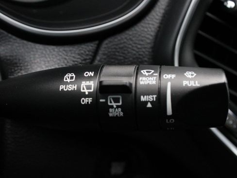 Used 2022 Jeep Cherokee Latitude Lux AWD/4WD image 36