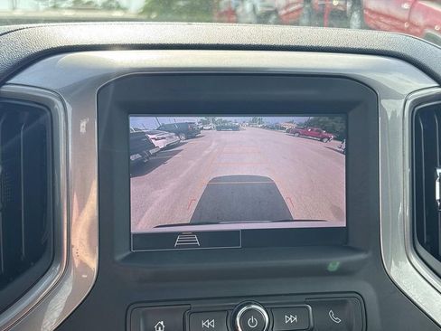 Used 2022 Chevrolet Silverado 1500 W/T RWD image 17