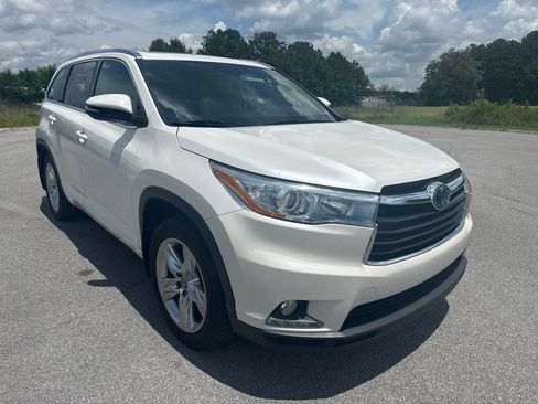 Used 2016 Toyota Highlander Limited Platinum AWD/4WD image 10