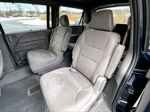 Used 2010 Honda Odyssey EX image 19