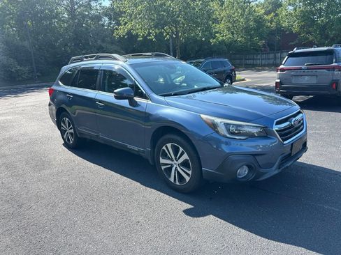 Used 2018 Subaru Outback 2.5i Limited AWD/4WD image 1