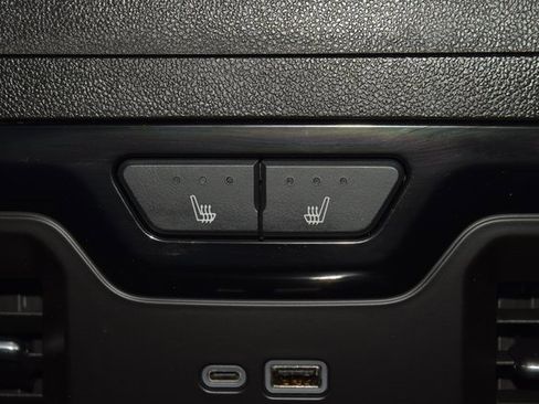 Used 2024 GMC Sierra 2500 AT4 w/ AT4 Premium Plus Package image 44