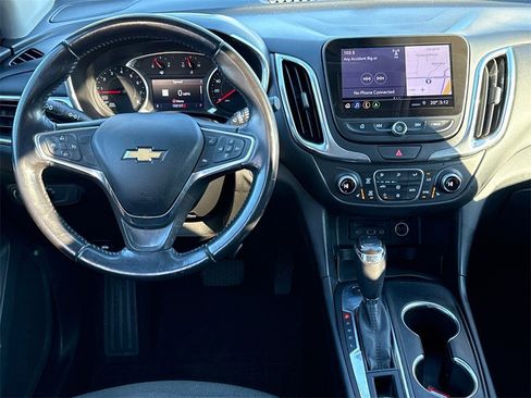 Used 2019 Chevrolet Equinox LT image 16