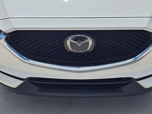 Used 2019 MAZDA CX-5 Grand Touring w/ GT Premium Package FWD image 3