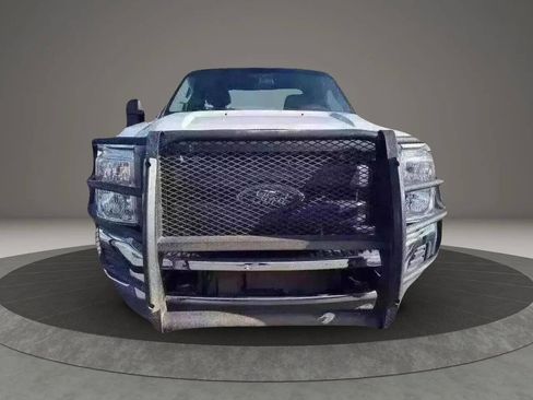 Used 2016 Ford F250 XL w/ Power Equipment Group image 13