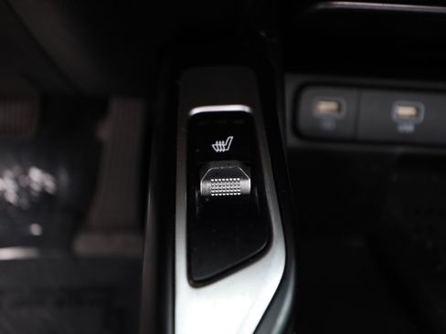 Used 2023 Kia Sorento S w/ Panoramic Sunroof Package FWD image 16