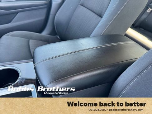 Used 2024 Nissan Altima 2.5 SV FWD image 21